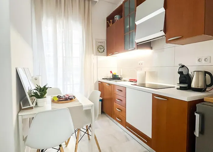 Your Cozy Downtown - Lägenhet Larissa